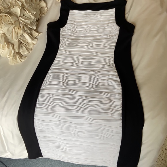 Calvin Klein, size 10 - Picture 4 of 5